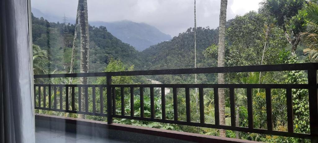 Linn View Home Stay Munnar Exteriér fotografie